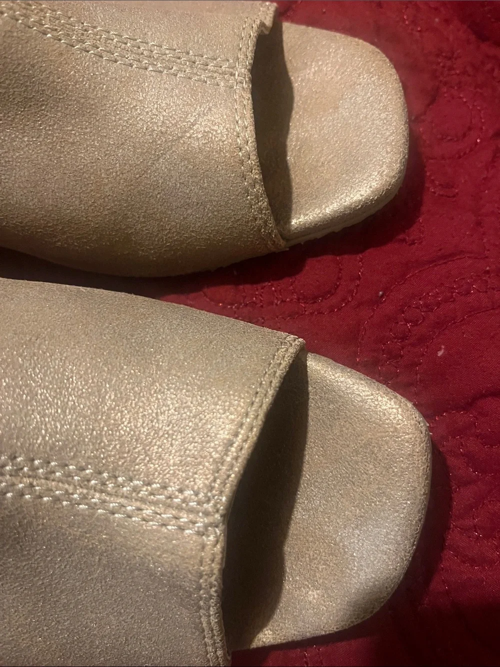 Donald Pliner Metallic Light Bronze Peep-toe Wedge Size 11